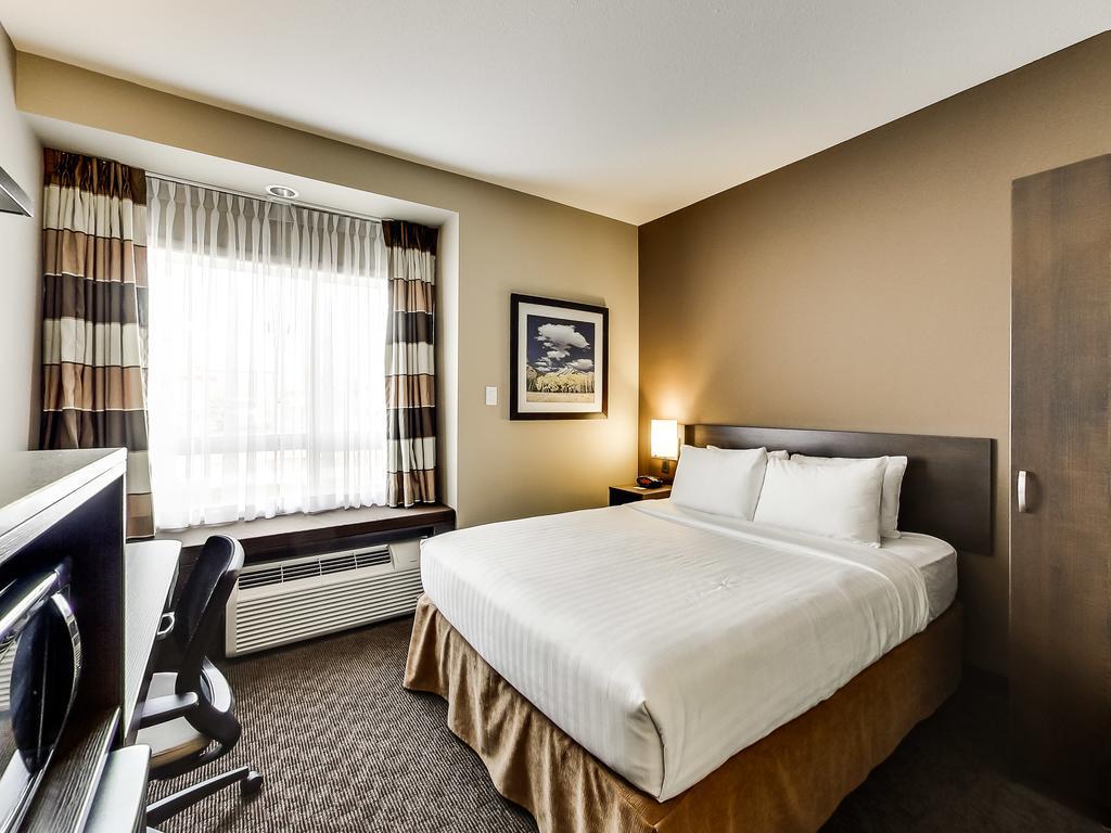 Microtel Inn & Suites By Wyndham Red Deer Kamer foto